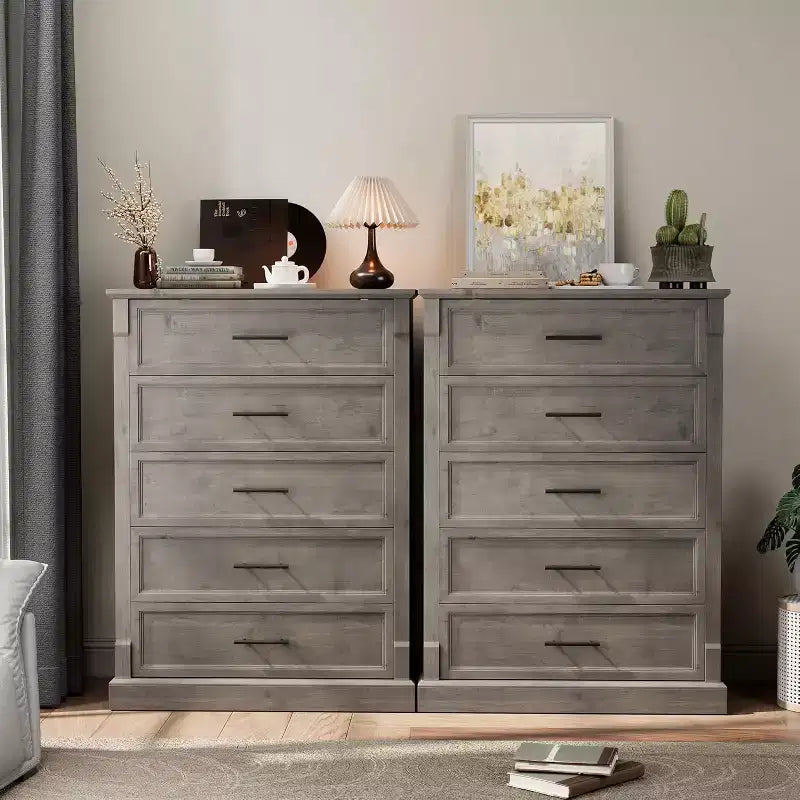 Coiffeuse de chambre à coucher de style rustique à quatre ou cinq tiroirs