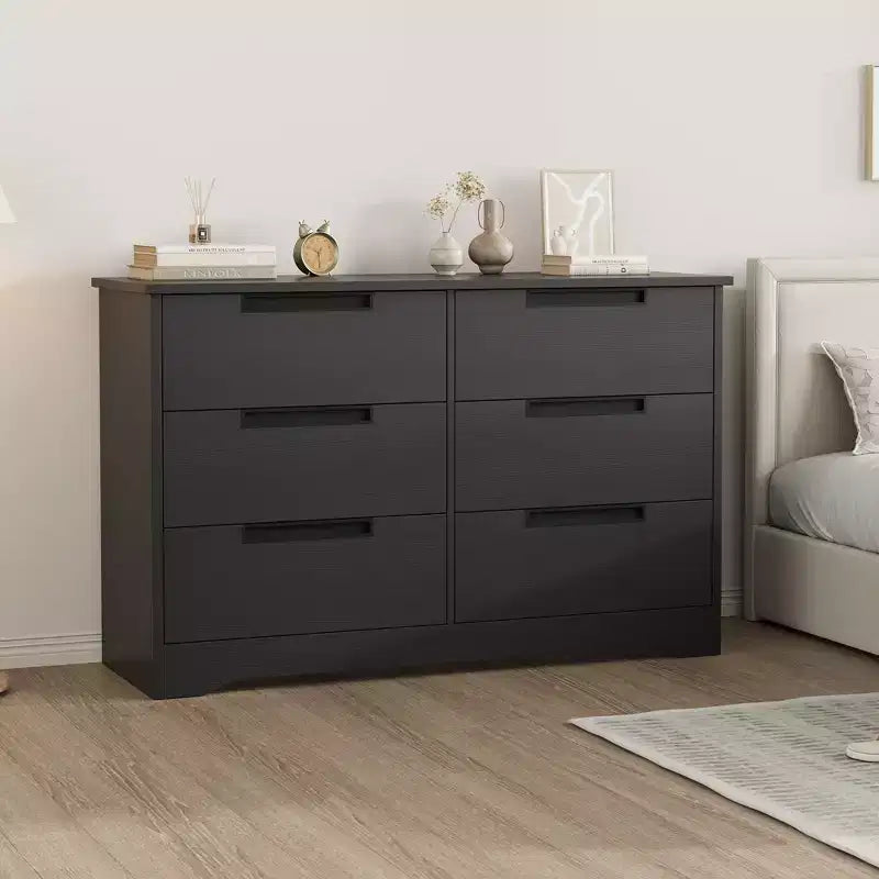 Armoire de chambre à six tiroirs
